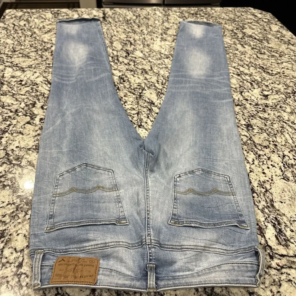 American Eagle Men's Size 30x34 Blue Jeans Slim Straight Extreme Flex Distressed
